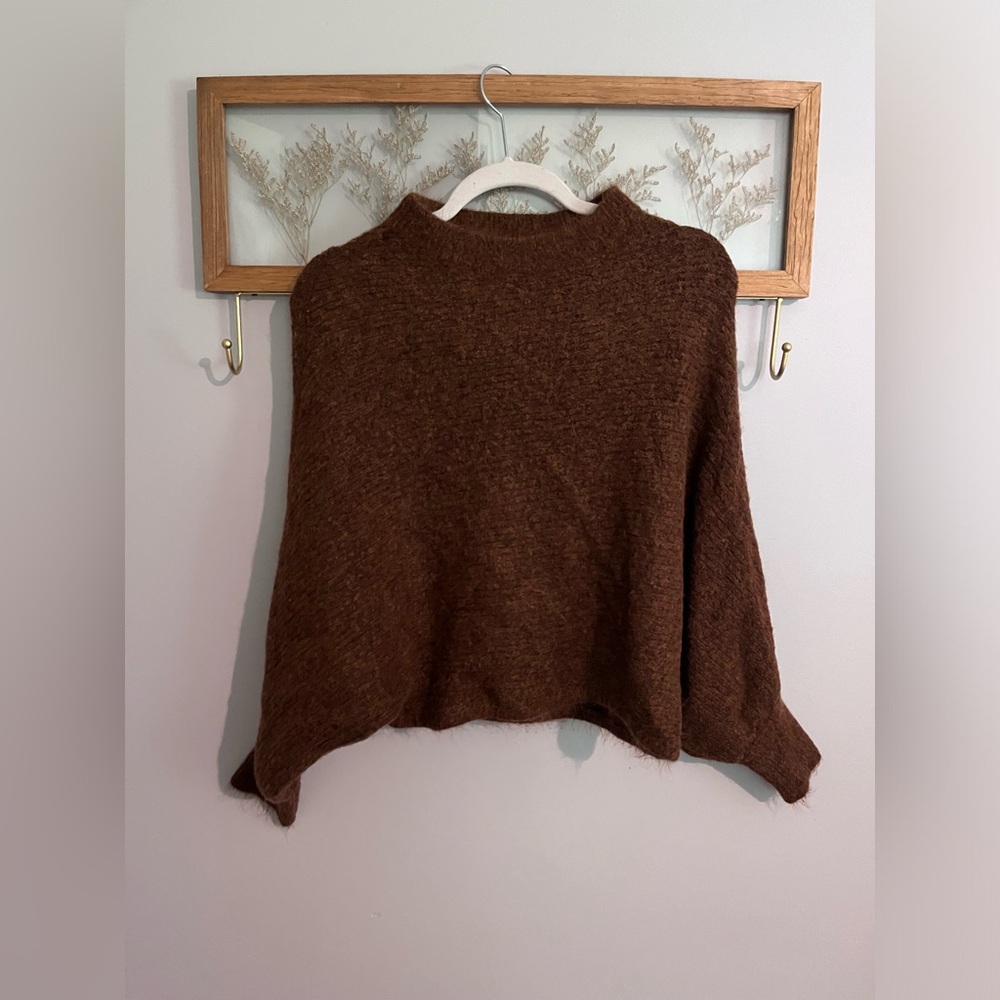 Debut. Brown/Rust Crop Sweater.